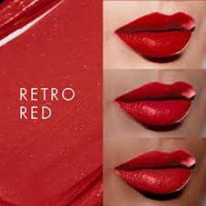 Lakme 9 To 5 Primer+Shine Lipstick Sr1 Retro Red 3.6G