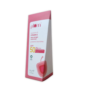 Plum Squalane & Vitamin E Dewy -Bright Sunscreen Spf 50 Pa+++ 50 G